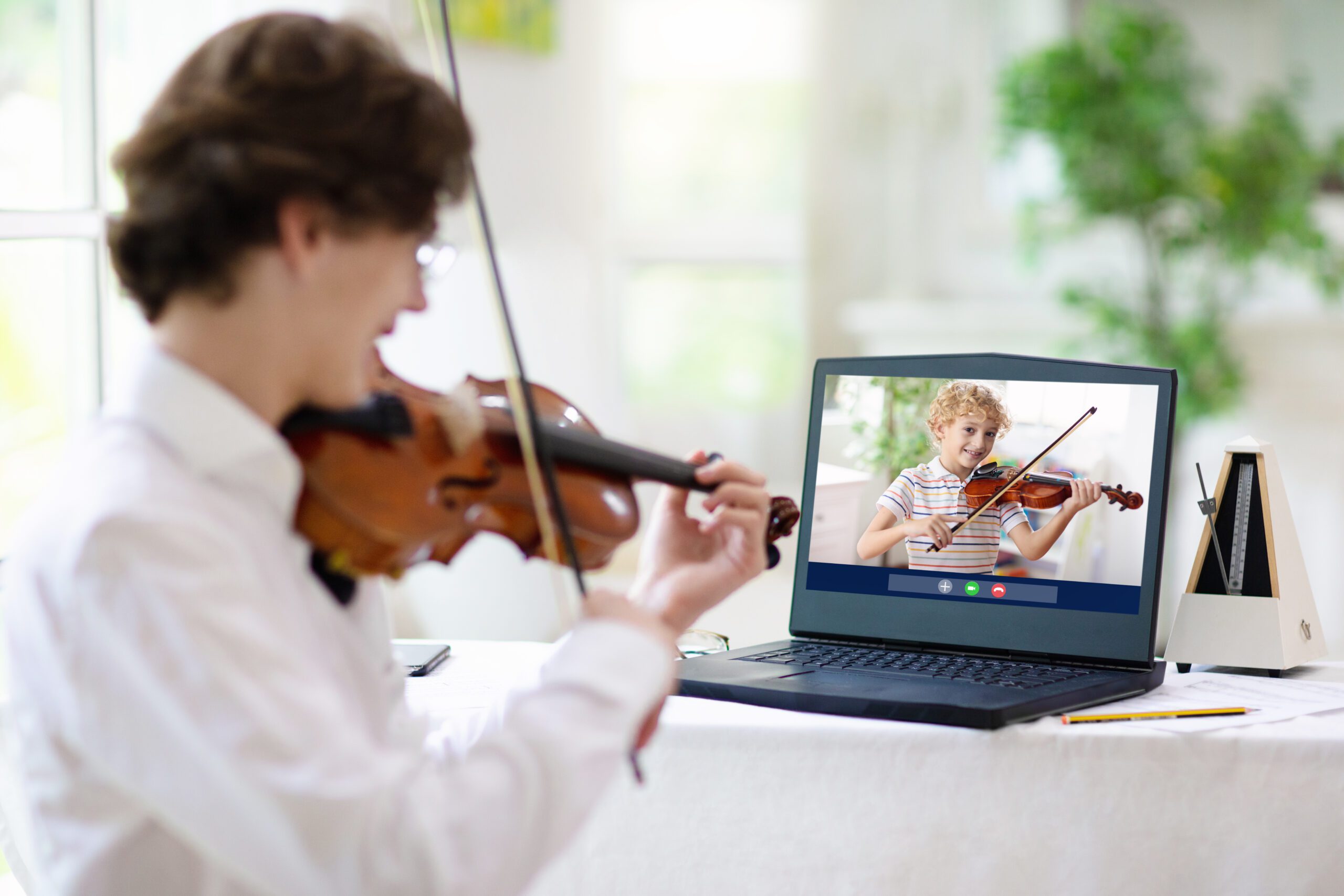Violin,Lesson,Online.,Teacher,And,Child,Play,Violin,Via,Computer. one on one music lessons at a great price -
